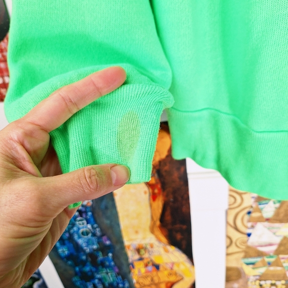 Vintage 80s Neon Green Sweatshirt "Crazy" Graphic Print Size Medium Mens Womens - Picture 4 of 6